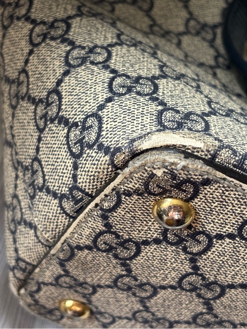 Authentic Gucci Supreme Navy and Red Shoulder Tote Bag - Picture 7 of 14